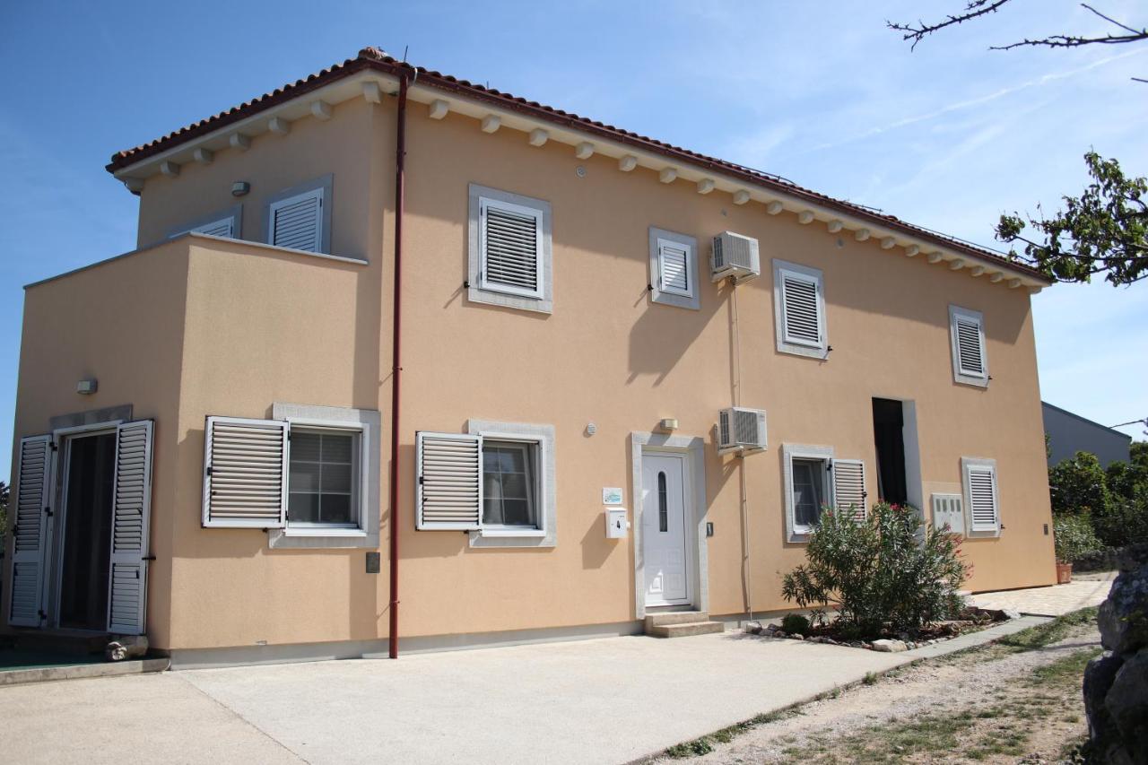 Apartments Pegla نيغيزيني المظهر الخارجي الصورة