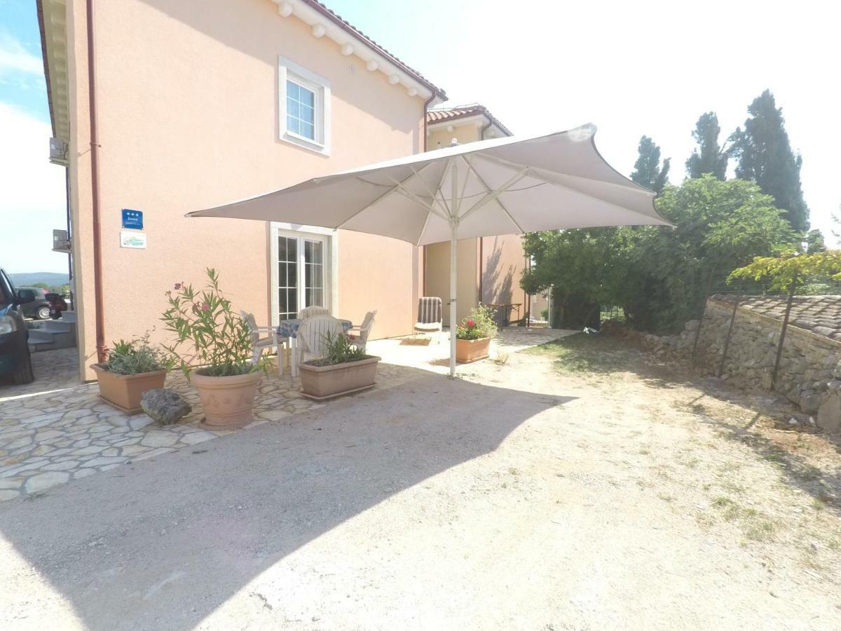 Apartments Pegla نيغيزيني المظهر الخارجي الصورة