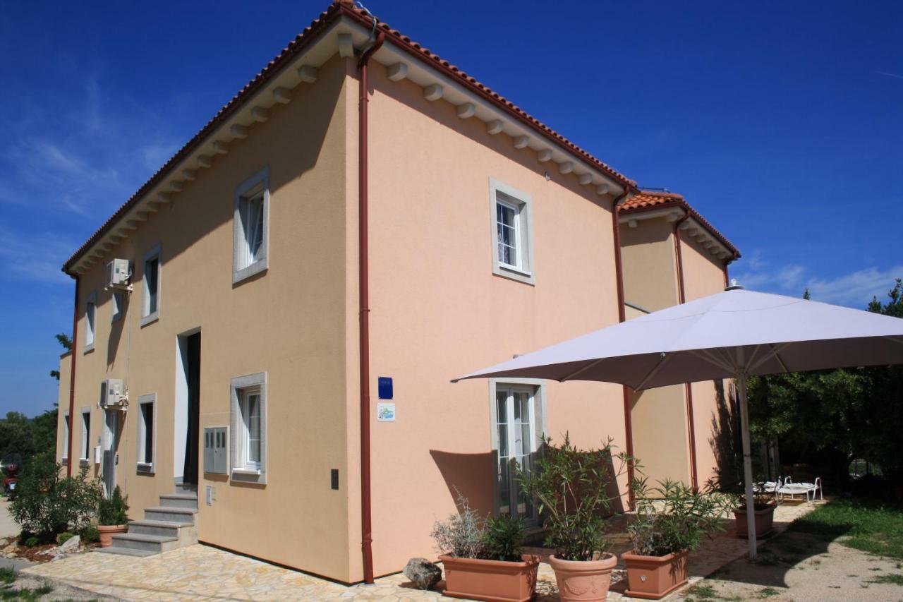 Apartments Pegla نيغيزيني المظهر الخارجي الصورة